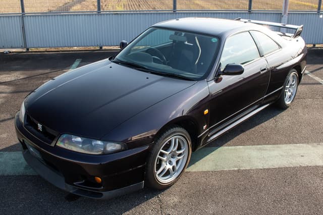 1995 Nissan Skyline JDM car for sale — photo 6 of 25