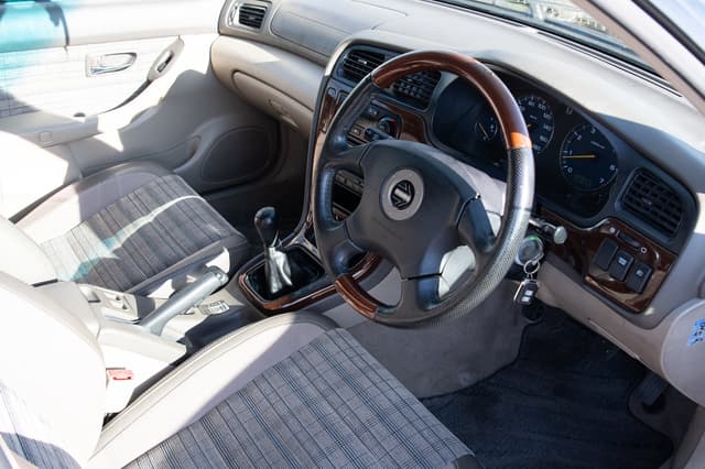 1998 Subaru Legacy JDM car for sale — photo 8 of 15