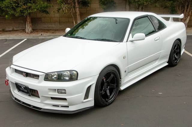 1999 Nissan Skyline JDM car for sale — photo 2 of 25