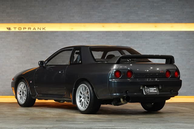 1990 Nissan Skyline JDM car for sale — photo 14 of 25
