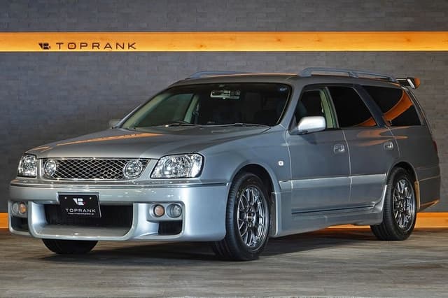 1999 Nissan Stagea JDM car for sale — photo 2 of 25