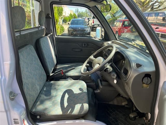 1997 Daihatsu Hijet JDM car for sale — photo 12 of 17