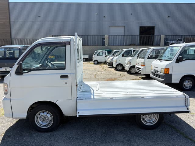 2000 Daihatsu Hijet JDM car for sale — photo 9 of 25