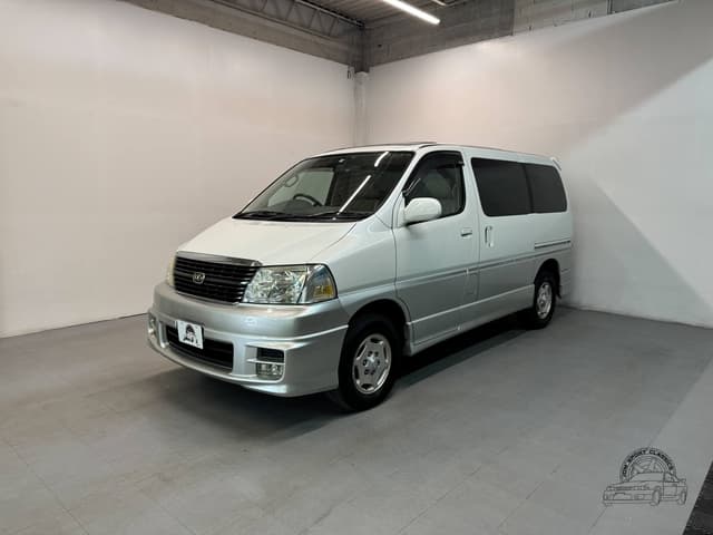 1999 Toyota Granvia JDM car for sale — photo 2 of 25