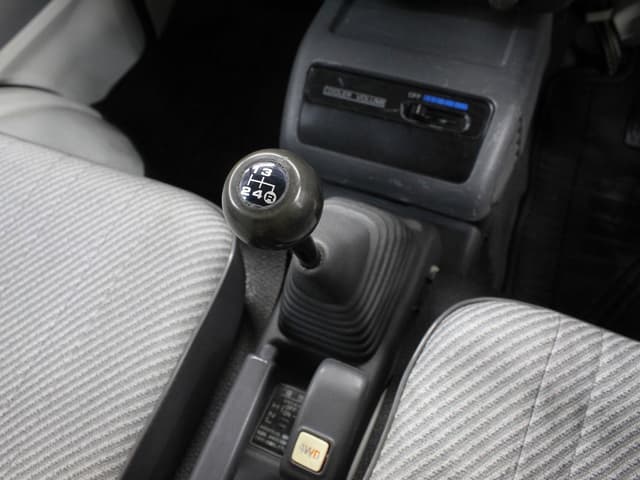 1993 Daihatsu Hijet JDM car for sale — photo 11 of 25