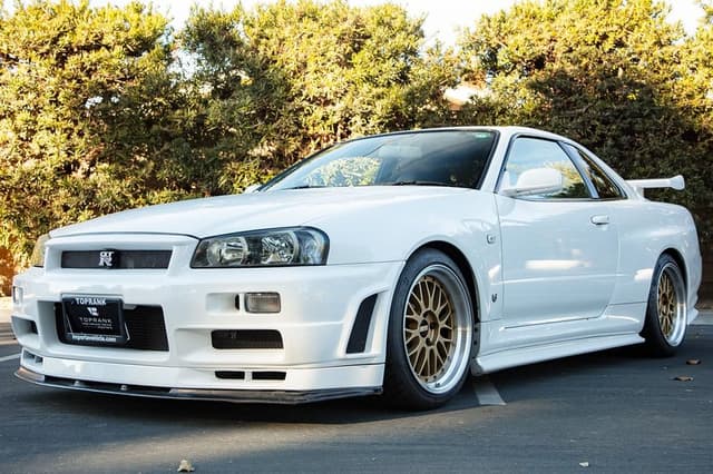 1999 Nissan Skyline JDM car for sale — photo 3 of 25