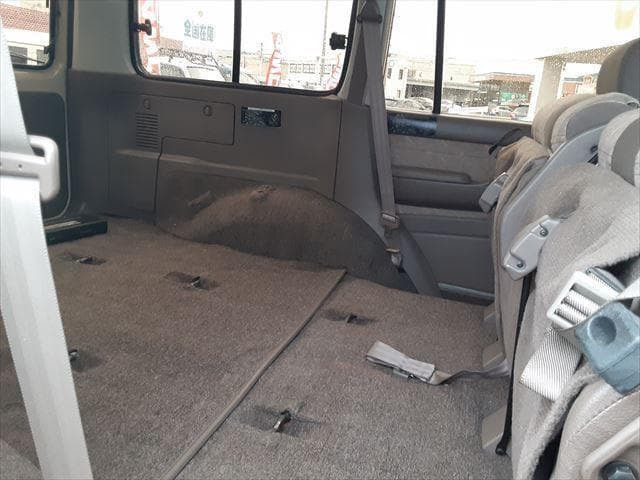 1995 Toyota Land Cruiser JDM car for sale — photo 18 of 25