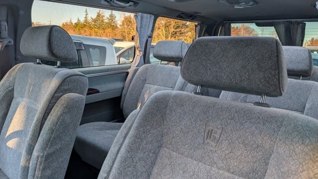 2000 Nissan Elgrand JDM car for sale — photo 7 of 12