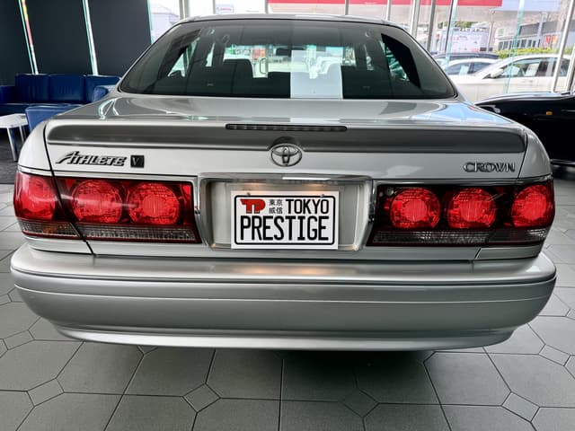2002 Toyota Crown JDM car for sale — photo 4 of 5