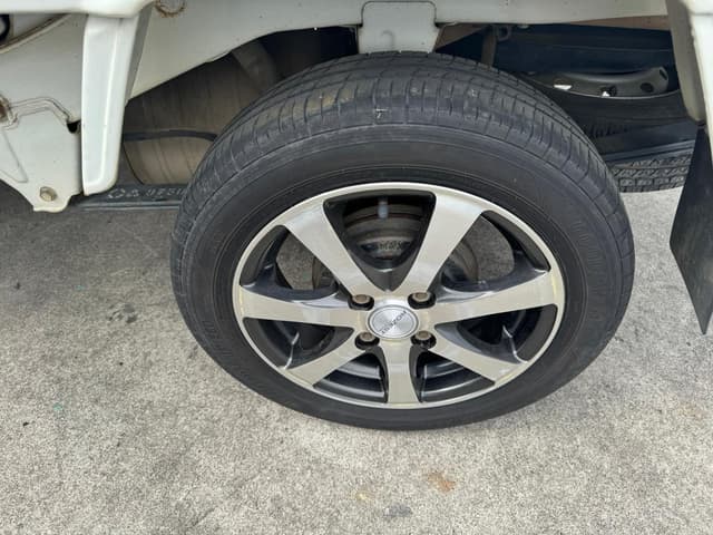 2001 Daihatsu Hijet JDM car for sale — photo 10 of 10