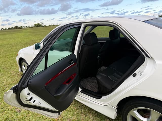 2001 Toyota Mark II JDM car for sale — photo 15 of 25