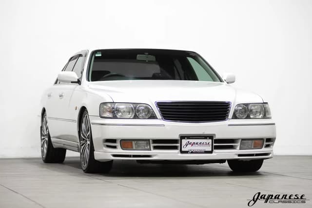 1997 Nissan Cima JDM car for sale — photo 3 of 25