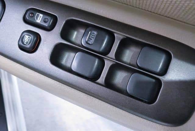 2002 Toyota Altezza JDM car for sale — photo 24 of 24