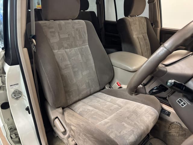 1998 Toyota Land Cruiser JDM car for sale — photo 25 of 25
