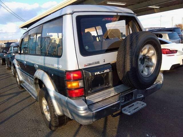 1993 Mitsubishi Pajero JDM car for sale — photo 2 of 8