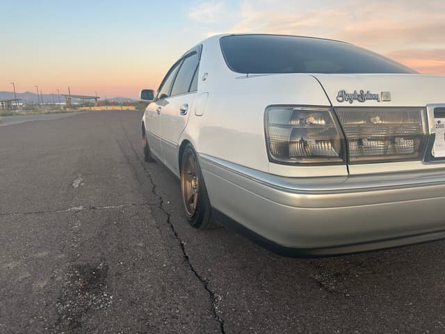 2000 Toyota Crown JDM car for sale — photo 8 of 25