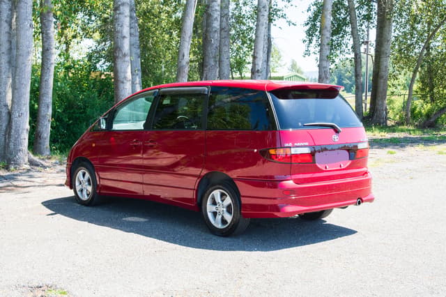 2000 Toyota Estima JDM car for sale — photo 4 of 10