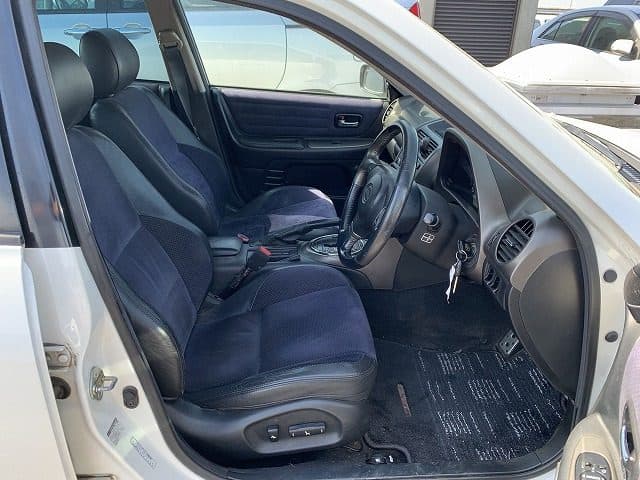 1999 Toyota Altezza JDM car for sale — photo 6 of 13