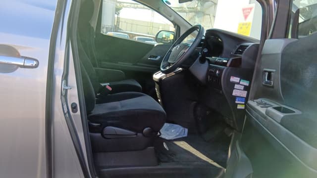 2012 Toyota Alphard JDM car for sale — photo 9 of 25