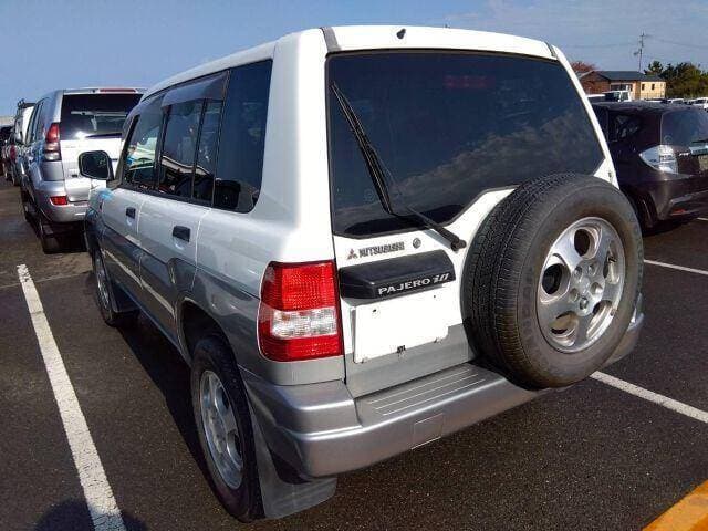 1999 Mitsubishi Pajero JDM car for sale — photo 2 of 6