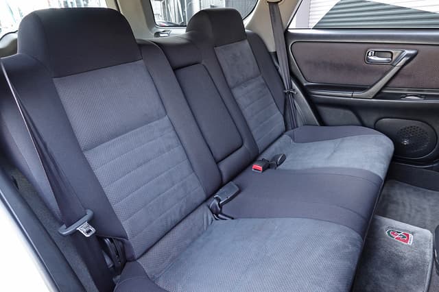 2000 Nissan Stagea JDM car for sale — photo 7 of 25