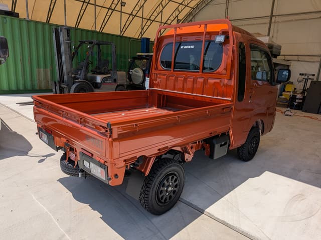 2025 Daihatsu Hijet JDM car for sale — photo 4 of 4