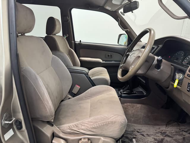 2000 Toyota Hilux Surf JDM car for sale — photo 24 of 25
