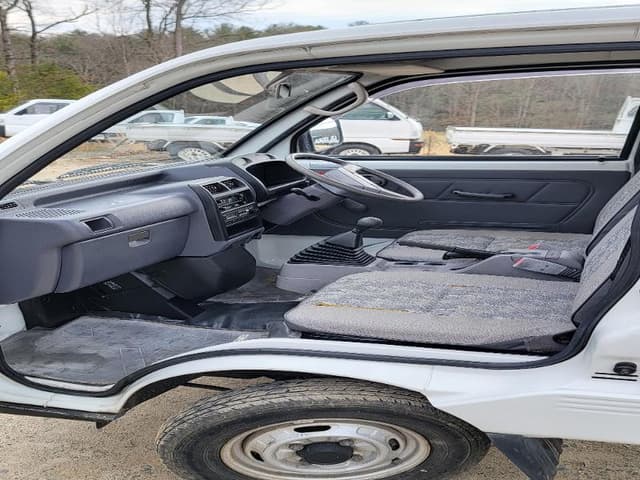 1995 Mitsubishi Minicab JDM car for sale — photo 5 of 19