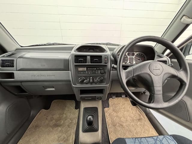 1999 Mitsubishi Pajero Mini JDM car for sale — photo 10 of 25