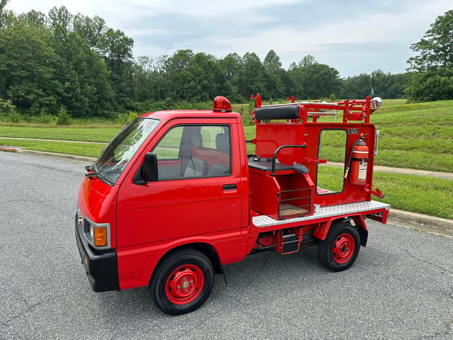 1993 Daihatsu Hijet JDM car for sale — photo 2 of 14