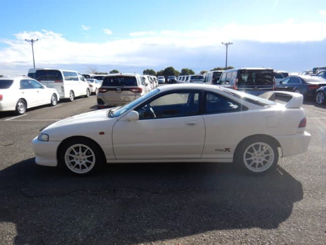 1999 Honda Integra JDM car for sale — photo 4 of 13
