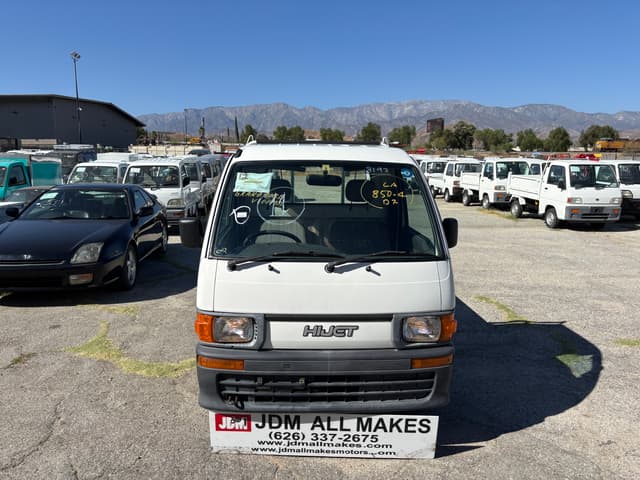 1998 Daihatsu Hijet JDM car for sale — photo 3 of 25