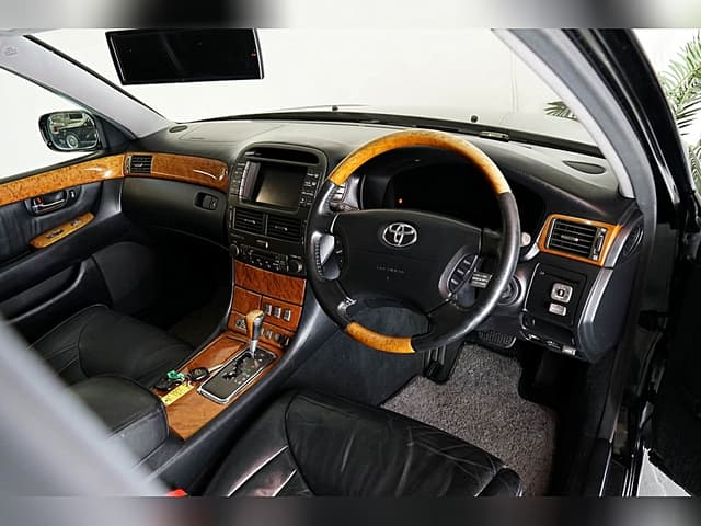 2002 Toyota Celsior JDM car for sale — photo 13 of 25