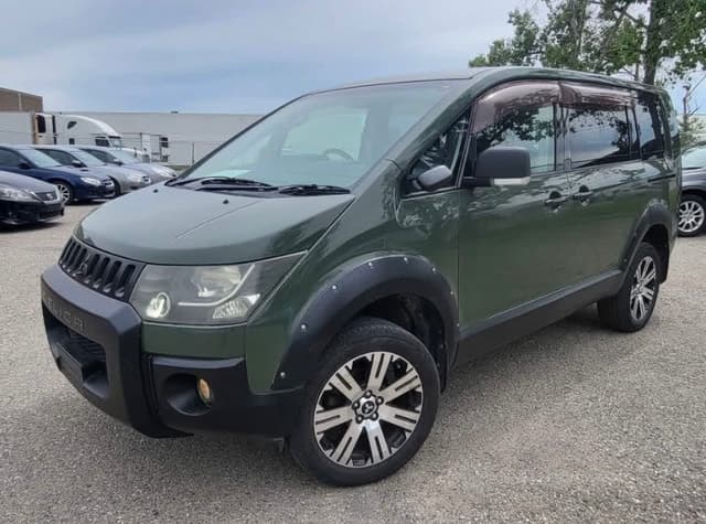 2007 Mitsubishi Delica JDM car for sale — photo 2 of 15