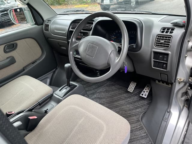 1999 Suzuki Every JDM car for sale — photo 10 of 19