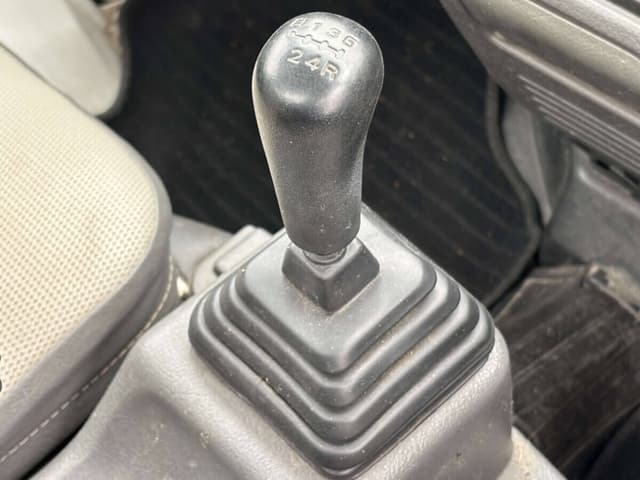1997 Suzuki Carry JDM car for sale — photo 13 of 25