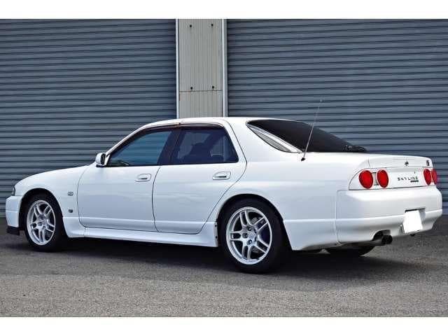 1998 Nissan Skyline JDM car for sale — photo 13 of 14