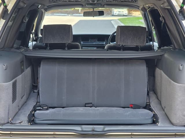 1994 Toyota Crown JDM car for sale — photo 13 of 25