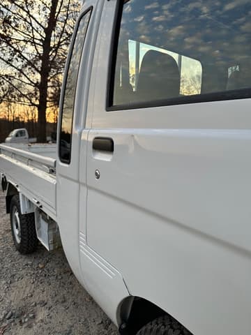 2000 Daihatsu Hijet JDM car for sale — photo 23 of 25