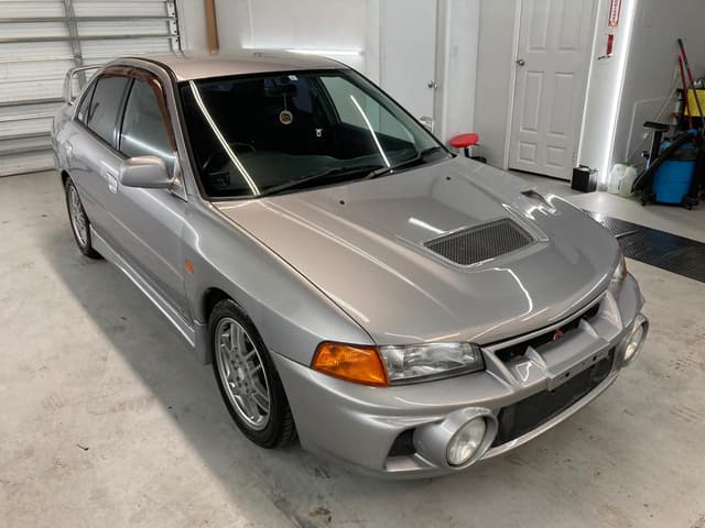 1996 Mitsubishi Lancer Evolution JDM car for sale — photo 8 of 24