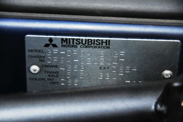 2000 Mitsubishi Lancer Evolution JDM car for sale — photo 21 of 23