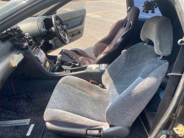 1993 Nissan Skyline JDM car for sale — photo 7 of 10