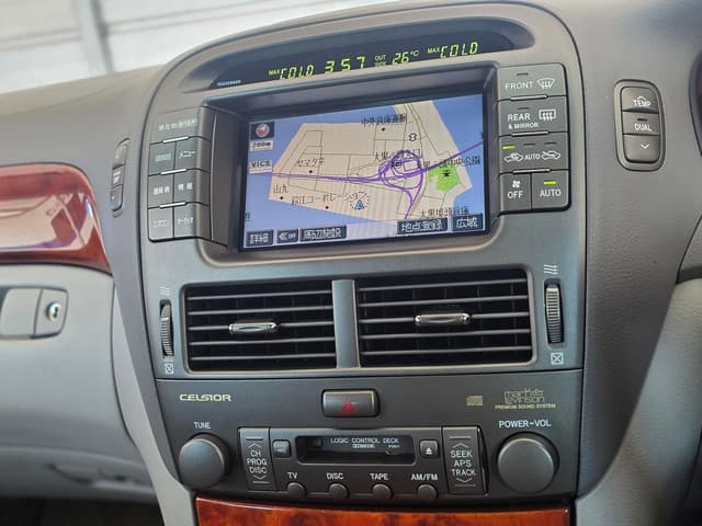 2000 Toyota Celsior JDM car for sale — photo 11 of 25