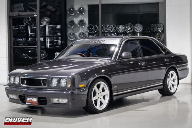 1993 Nissan Cedric JDM car for sale — photo 6 of 25