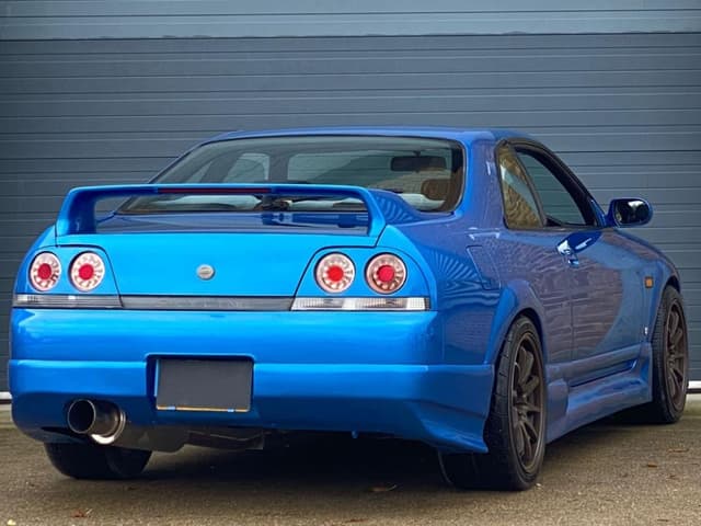 1995 Nissan Skyline JDM car for sale — photo 8 of 25