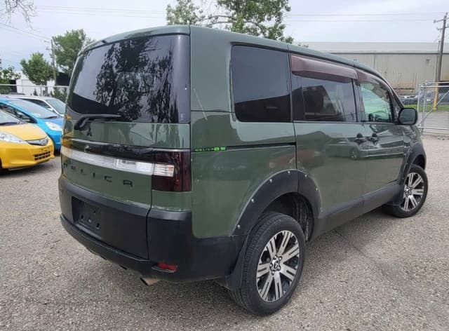 2007 Mitsubishi Delica JDM car for sale — photo 6 of 15