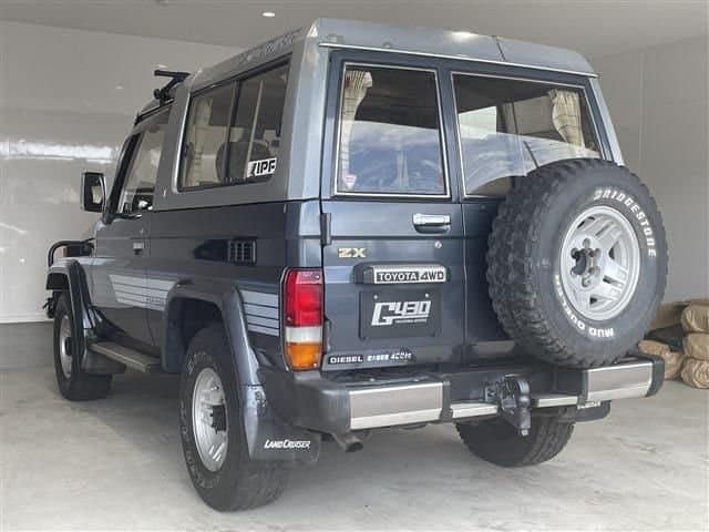 1990 Toyota Land Cruiser JDM car for sale — photo 2 of 2