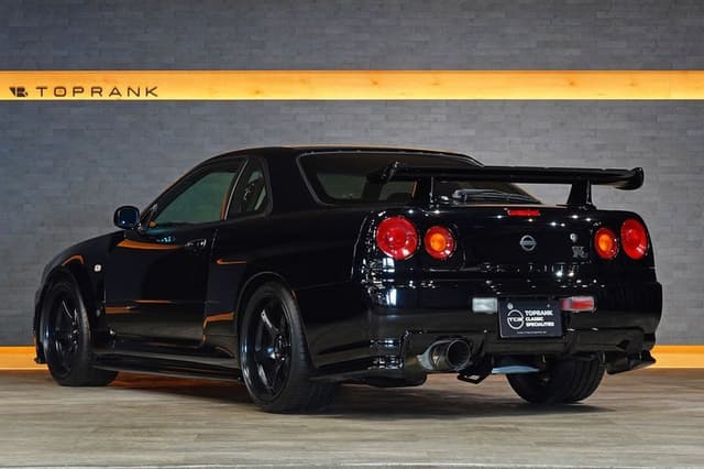 2002 Nissan Skyline JDM car for sale — photo 6 of 25