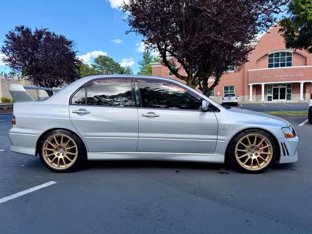 2001 Mitsubishi Lancer Evolution JDM car for sale — photo 15 of 25
