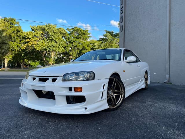 1998 Nissan Skyline JDM car for sale — photo 8 of 25